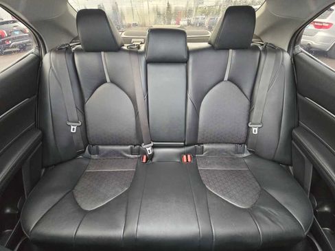 Used 2018 Toyota Camry XSE image 17