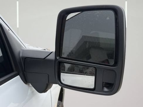 Used 2025 RAM 2500 Big Horn AWD/4WD image 15