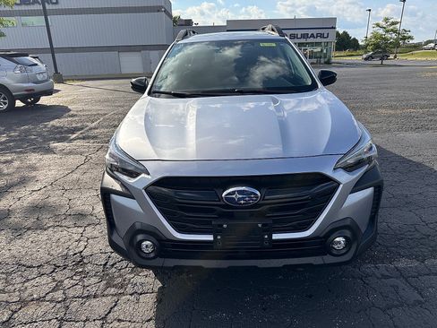 Certified 2025 Subaru Outback Onyx Edition AWD/4WD image 8
