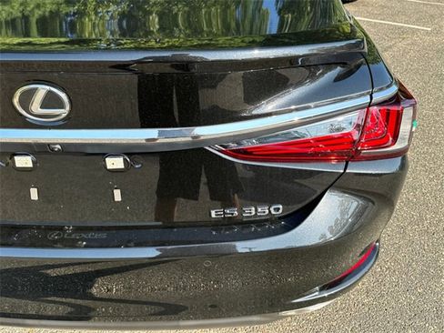 New 2025 Lexus ES 350 w/ Premium Package image 14