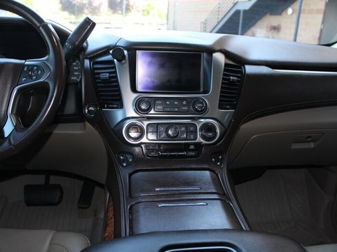 Used 2017 Chevrolet Tahoe Premier AWD/4WD image 13