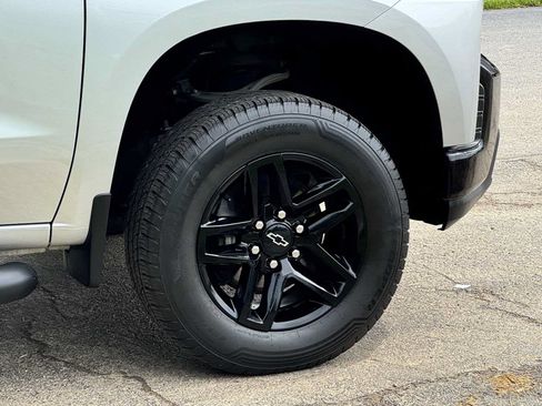 Used 2020 Chevrolet Silverado 1500 LT Trail Boss AWD/4WD image 30