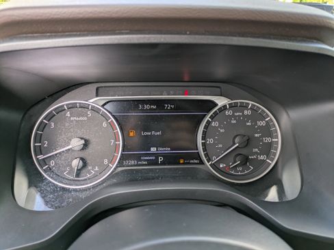 Used 2023 Nissan Rogue SV image 26