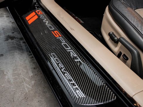 Used 2005 Chevrolet Corvette Convertible w/ Preferred Equipment Group image 29