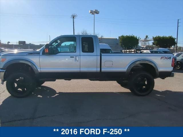 Used 2016 Ford F250 Lariat w/ Lariat Interior Package AWD/4WD image 2