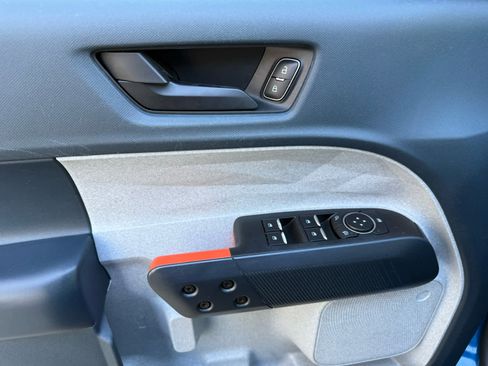 Used 2022 Ford Maverick XLT w/ XLT Luxury Package image 11