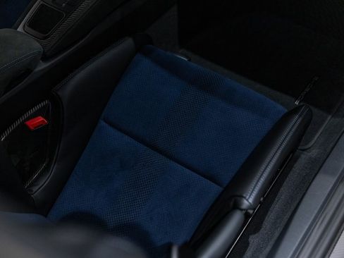 Used 2025 Porsche 718 Cayman GT4 RS image 38