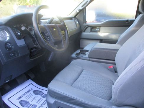 Used 2013 Ford F150 XLT w/ XLT Chrome Pkg image 9