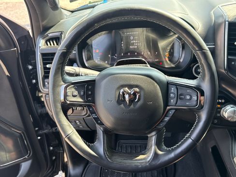 Used 2025 RAM 1500 Limited AWD/4WD image 16