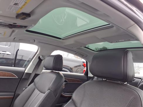 Used 2022 Audi A8 L 3.0T w/ Luxury Package image 12