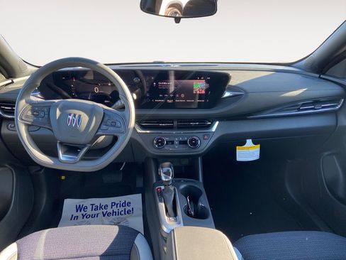 New 2026 Buick Envista Preferred image 10