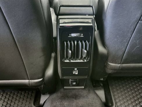 Used 2025 Jeep Compass Latitude w/ Sun & Sound Group AWD/4WD image 22