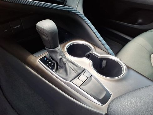 Used 2022 Toyota Camry LE w/ Carpet Mat Package (TMS) FWD image 19
