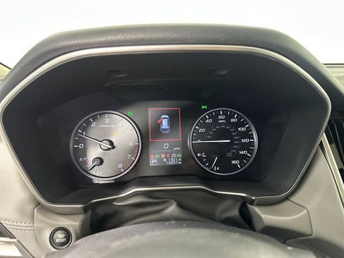 Used 2024 Subaru Outback Limited AWD/4WD image 17