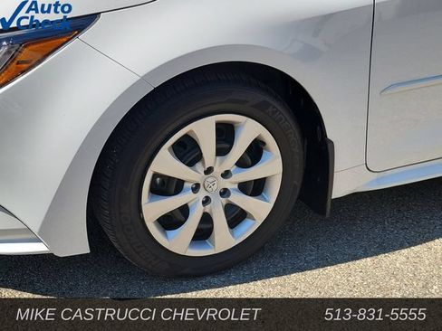 Used 2024 Toyota Corolla LE FWD image 10