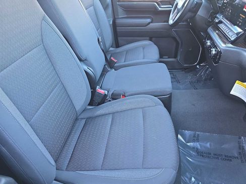 Used 2023 GMC Sierra 1500 Elevation image 18