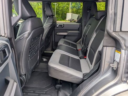 Used 2023 Ford Bronco Black Diamond AWD/4WD image 18