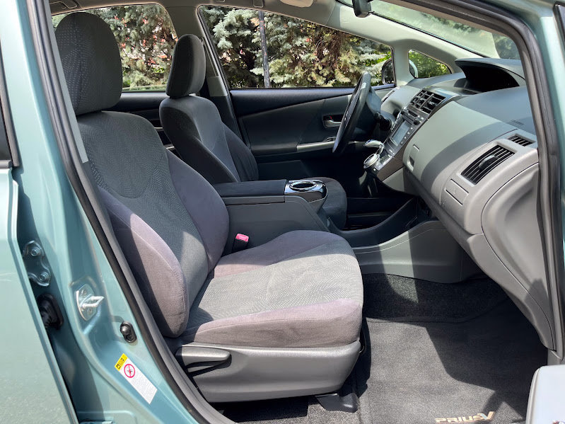 Used 2013 Toyota Prius V Three FWD image 35