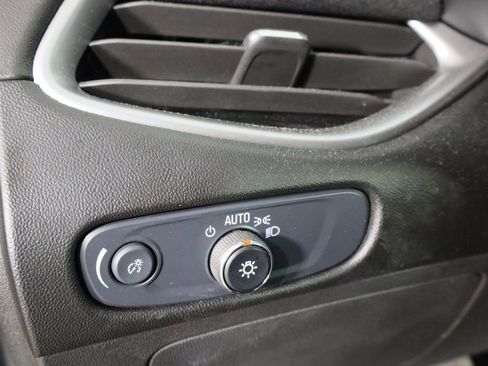 Used 2024 Chevrolet Malibu LT image 23