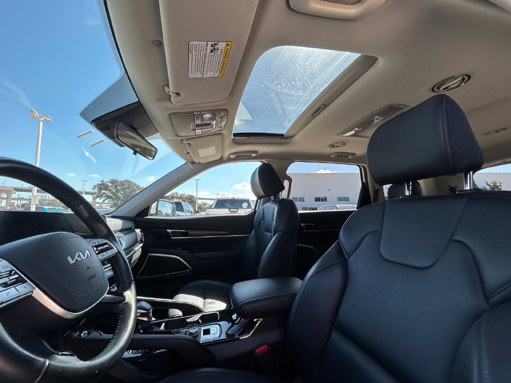 Used 2025 Kia Telluride S FWD image 12
