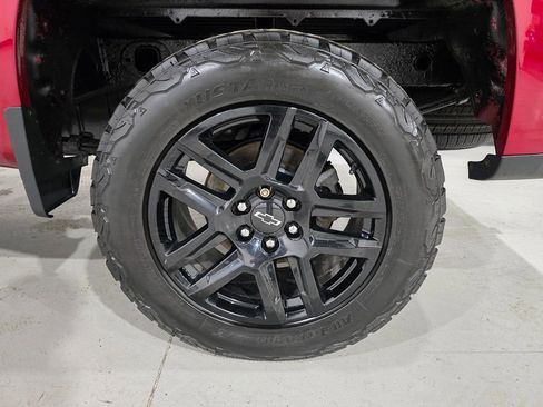 Used 2022 Chevrolet Silverado 1500 Custom Trail Boss w/ Safety Confidence Package image 8