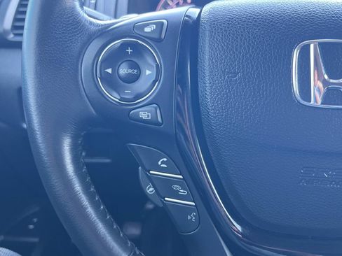 Used 2016 Honda Pilot Elite image 9