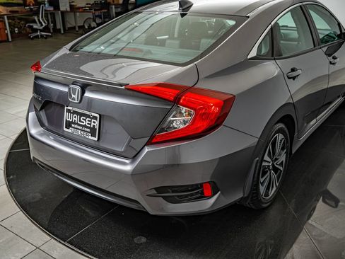 Used 2017 Honda Civic EX-L image 16