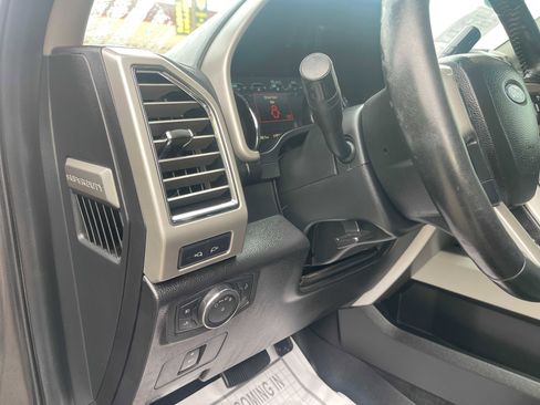 Used 2017 Ford F250 Lariat w/ Lariat Value Package image 26