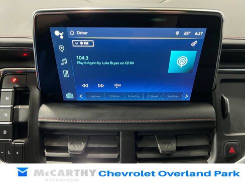 Used 2022 Chevrolet Suburban RST AWD/4WD image 23