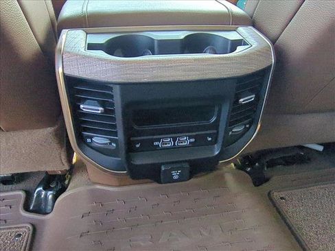 Used 2021 RAM 2500 Limited AWD/4WD image 25