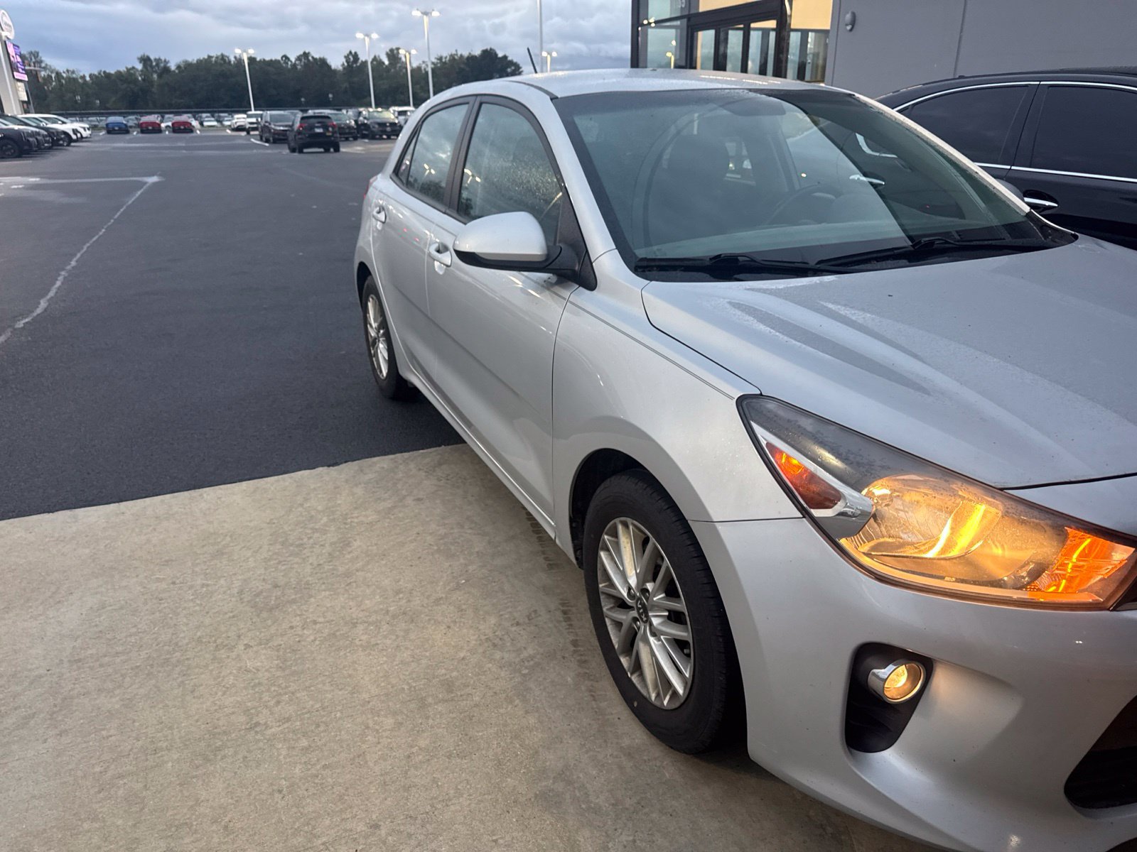 Used 2018 Kia Rio EX FWD image 3