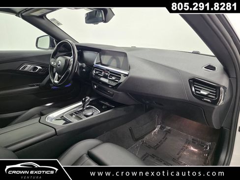 Used 2022 BMW Z4 sDrive30i w/ Driving Assistance Package RWD image 21