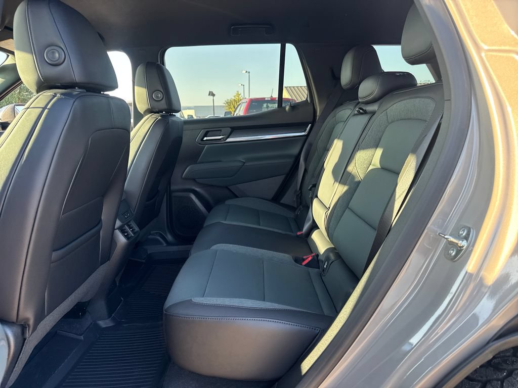 New 2027 GMC Terrain AT4 w/ Convenience Package III AWD/4WD image 13