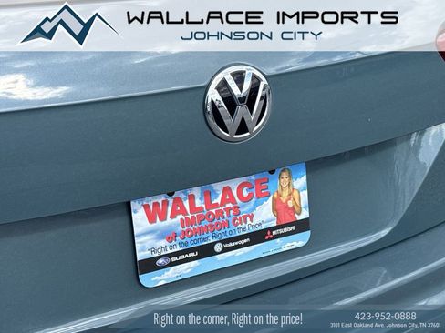 Used 2020 Volkswagen Tiguan SE w/ Panoramic Sunroof Package AWD/4WD image 10