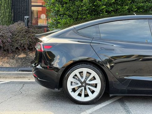 Used 2022 Tesla Model 3 Long Range AWD/4WD image 21