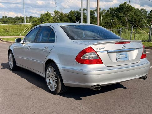 Used 2007 Mercedes-Benz E 550 Sedan image 3
