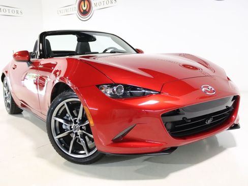 Used 2016 MAZDA MX-5 Miata Grand Touring RWD image 8