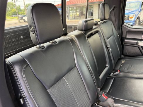 Used 2019 Ford F150 Lariat w/ Equipment Group 502A Luxury AWD/4WD image 26