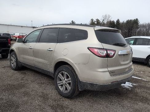 Used 2016 Chevrolet Traverse LT image 6
