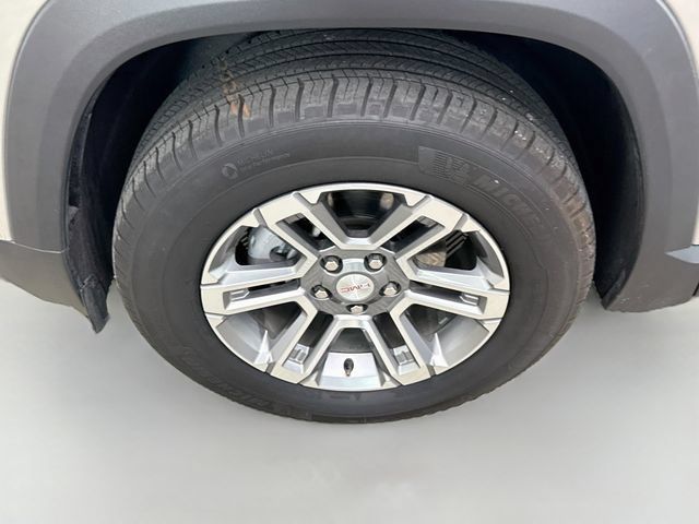 Used 2025 GMC Terrain Elevation AWD/4WD image 30