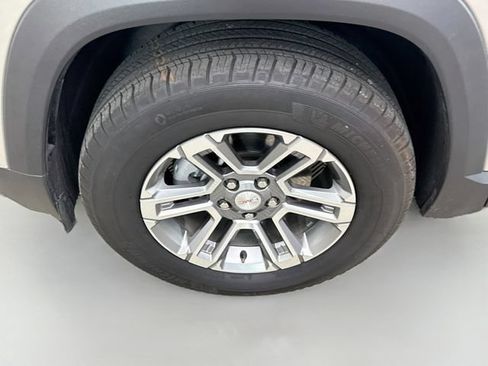 Used 2025 GMC Terrain Elevation AWD/4WD image 30