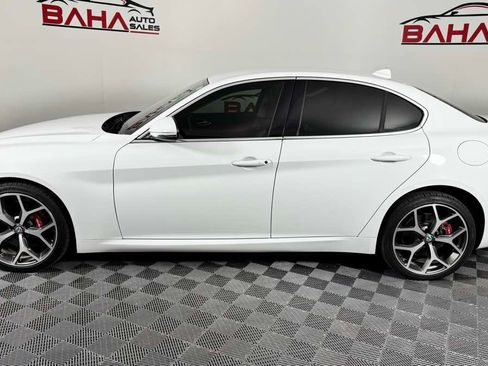 Used 2019 Alfa Romeo Giulia Ti AWD/4WD image 4