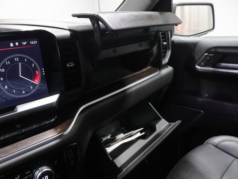 Used 2023 GMC Sierra 1500 SLT AWD/4WD image 27