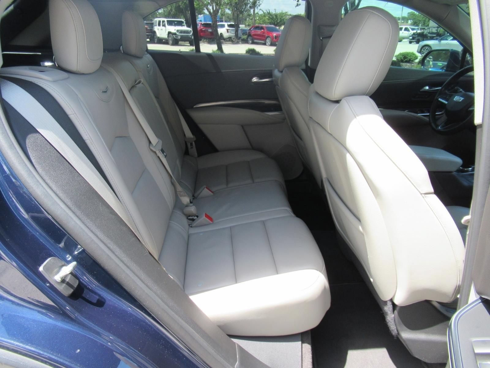 Used 2020 Cadillac XT4 Premium Luxury w/ Driver Awareness Package FWD image 30