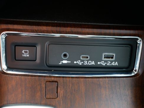 Certified 2023 Subaru Ascent Touring AWD/4WD image 29
