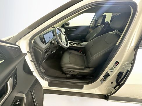 Used 2024 Kia EV6 Light RWD image 13