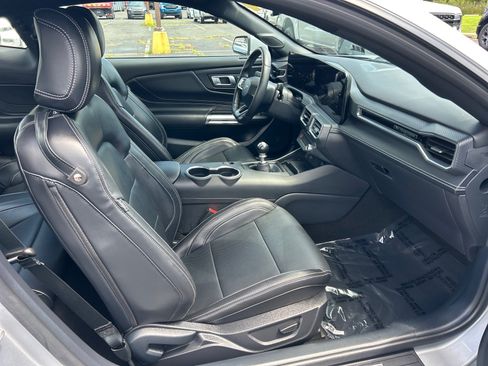 Used 2024 Ford Mustang GT Premium RWD image 11