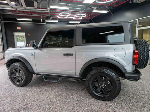 Used 2024 Ford Bronco Black Diamond image 2