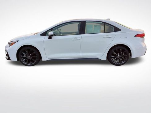 Used 2025 Toyota Corolla SE FWD image 6