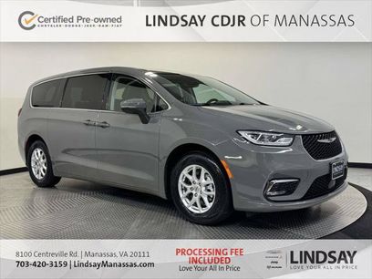 Certified 2023 Chrysler Pacifica Touring-L